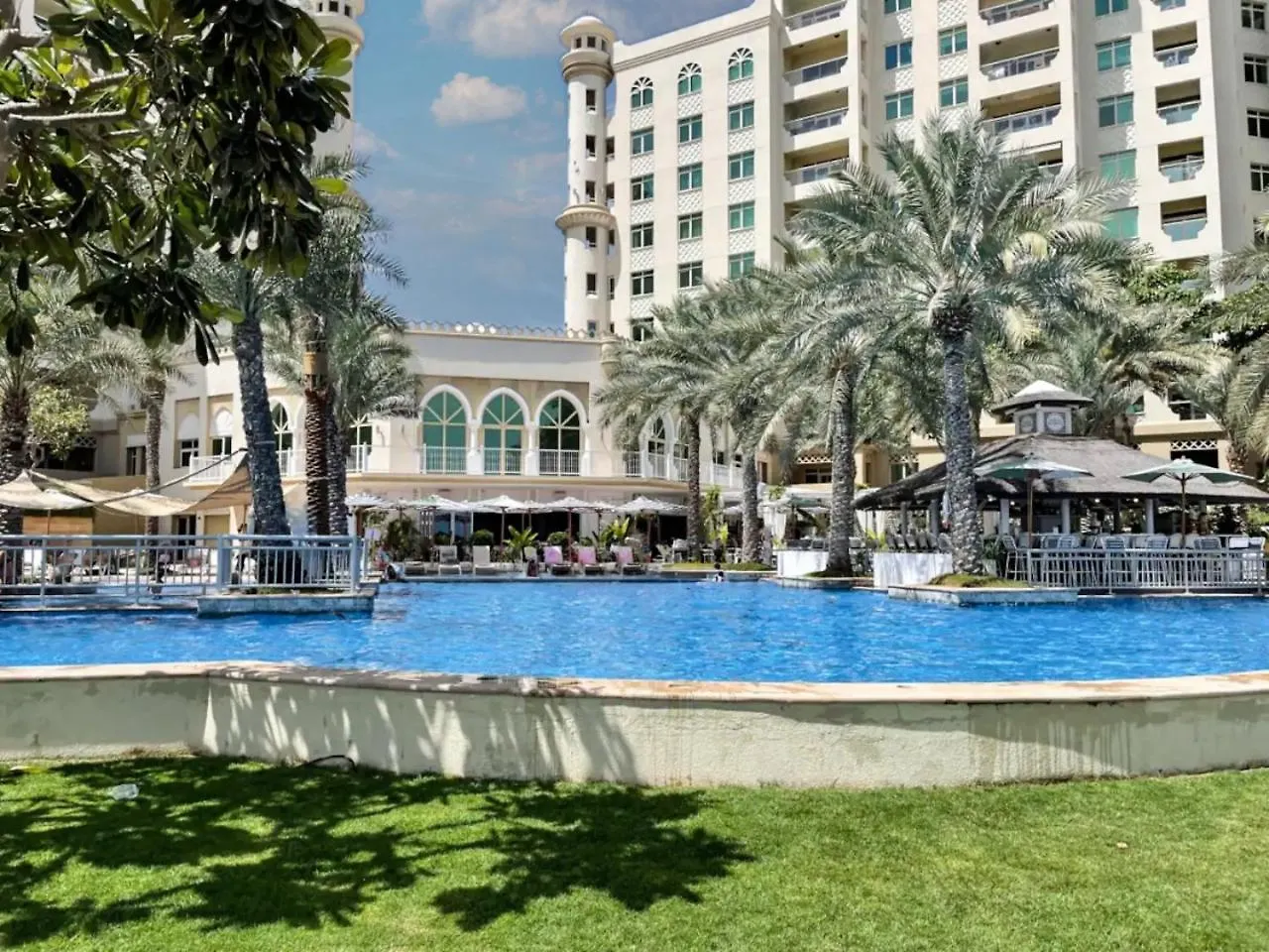 Cosy Palm Jumeirah 1 Bedroom - Perfect Location contacts